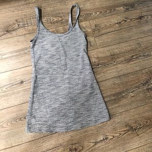 Lululemon tank -size 6